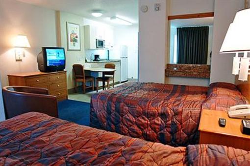 фото отеля Motel 6 Saskatoon