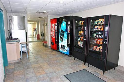 фото отеля Motel 6 Saskatoon