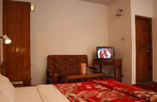 фото отеля Tourist Hotel Manali