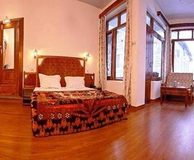 фото отеля Tourist Hotel Manali