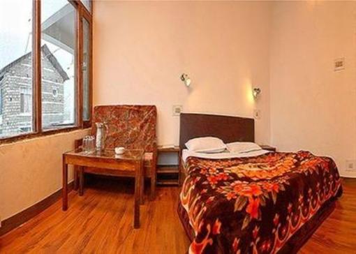 фото отеля Tourist Hotel Manali