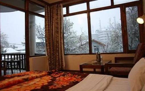 фото отеля Tourist Hotel Manali