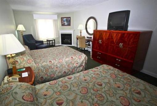 фото отеля Fireside Inn & Suites Auburn (Maine)