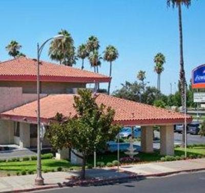 фото отеля Howard Johnson Express Stockton