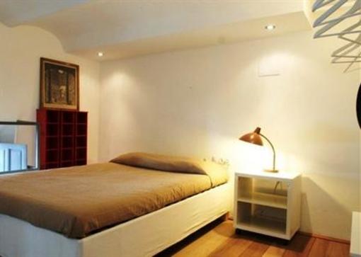 фото отеля Apartamentos Almansa 11
