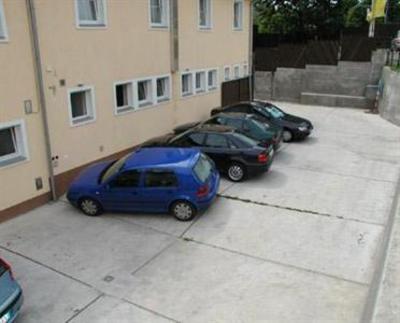 фото отеля Hotel Taxis Bratislava