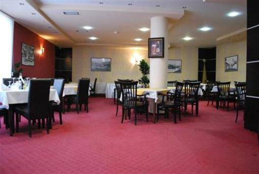 фото отеля Hotel Adria Pristina