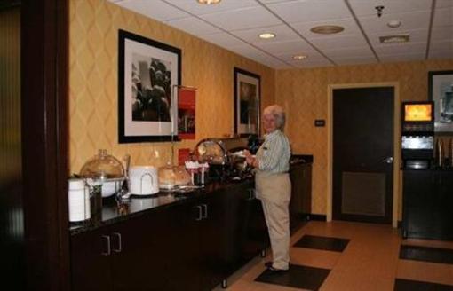 фото отеля Hampton Inn Cherry Hill Voorhees