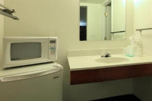 фото отеля Americas Best Value Inn Wheat Ridge/Denver