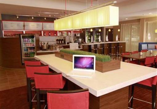 фото отеля Courtyard by Marriott Jackson