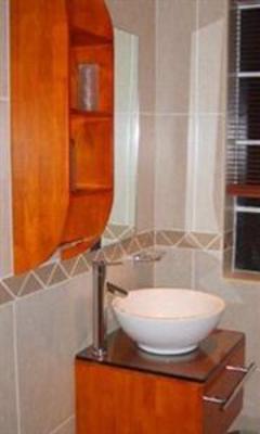фото отеля Rustic Rose Guest House
