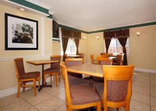 фото отеля Quality Inn Denver