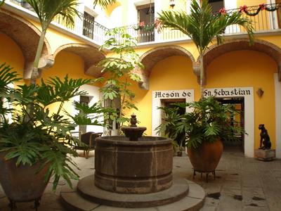 фото отеля Meson De San Sebastian Hotel Puebla