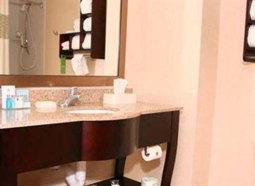 фото отеля Hampton Inn Huntington Barboursville