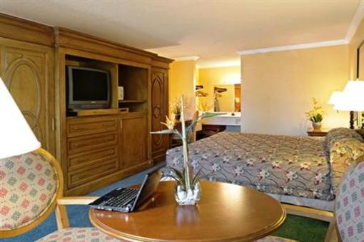 фото отеля Americas Best Value Inn & Suites Melbourne (Florida)