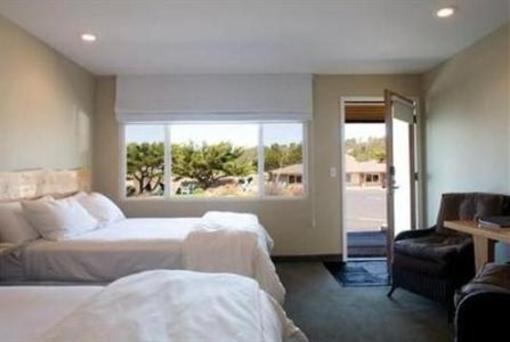 фото отеля Cambria Shores Inn