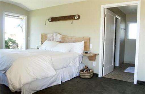 фото отеля Cambria Shores Inn
