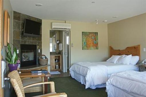 фото отеля Cambria Shores Inn