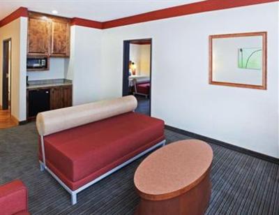 фото отеля La Quinta Inn & Suites Dallas Love Field