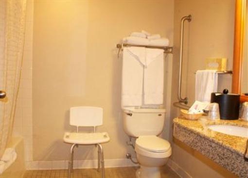 фото отеля BEST WESTERN Ahtanum Inn