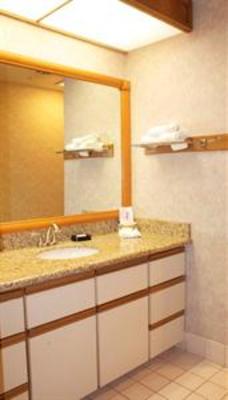 фото отеля BEST WESTERN Ahtanum Inn