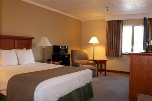 фото отеля BEST WESTERN Ahtanum Inn