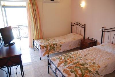 фото отеля Tsiolis Studios Apartments & Luxury Suites Tsilivi