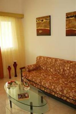 фото отеля Tsiolis Studios Apartments & Luxury Suites Tsilivi