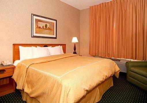 фото отеля Comfort Inn & Suites North Albuquerque