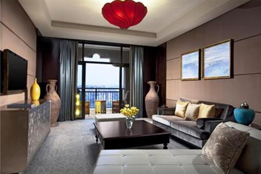 фото отеля Sheraton Qingyuan Lion Lake Resort