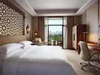 фото отеля Sheraton Qingyuan Lion Lake Resort