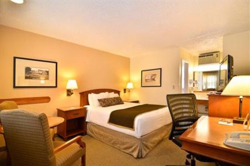 фото отеля Best Western Pioneer Court Hotel Lusk