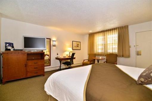фото отеля Best Western Pioneer Court Hotel Lusk