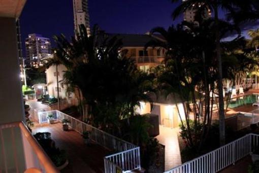 фото отеля Bay Lodge Apartments Gold Coast