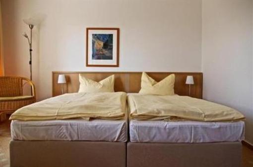 фото отеля Inselhotel Rugen Gohren
