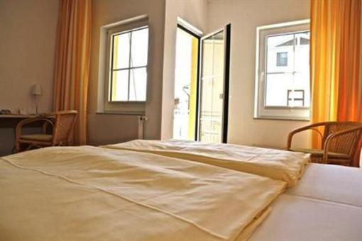 фото отеля Inselhotel Rugen Gohren