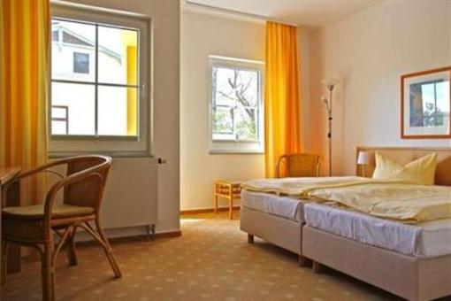 фото отеля Inselhotel Rugen Gohren