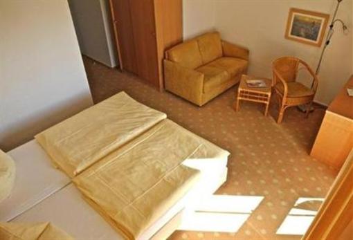 фото отеля Inselhotel Rugen Gohren