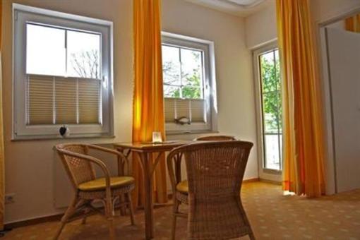 фото отеля Inselhotel Rugen Gohren