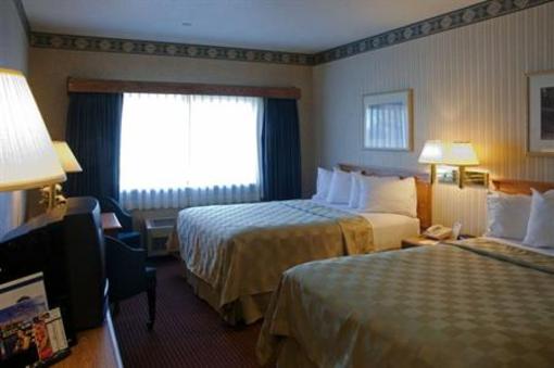 фото отеля BEST WESTERN Kendallville Inn