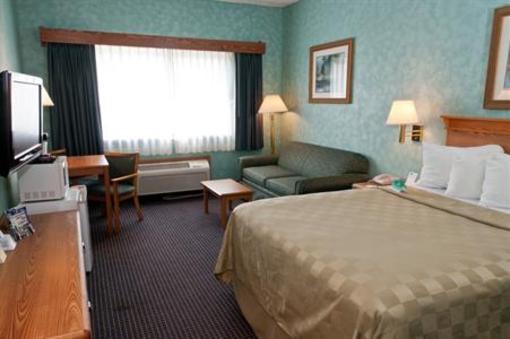 фото отеля BEST WESTERN Kendallville Inn