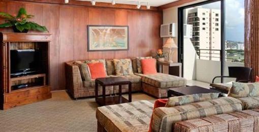 фото отеля Ambassador Hotel Waikiki