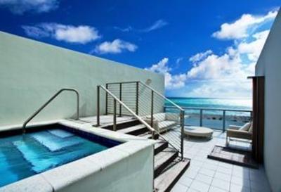фото отеля W South Beach