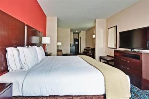 фото отеля Holiday Inn Express & Suites New Philadelphia