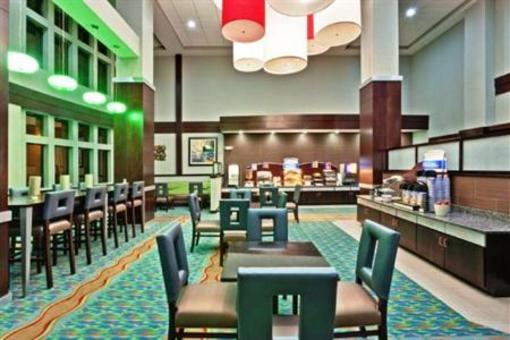 фото отеля Holiday Inn Express & Suites New Philadelphia
