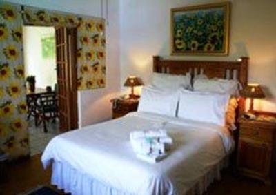 фото отеля Cranes Nest Guesthouse @ 212 Pretoria