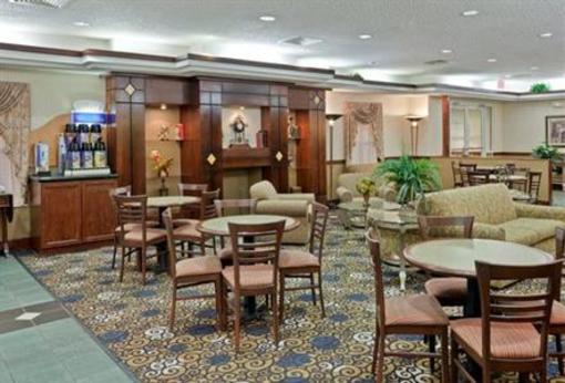 фото отеля Holiday Inn Express Dodge City