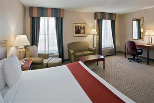 фото отеля Holiday Inn Express Dodge City
