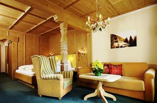 фото отеля Alpenhotel Ischgler Hof Ischgl