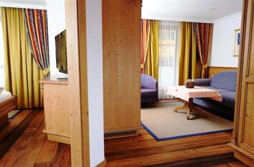 фото отеля Alpenhotel Ischgler Hof Ischgl